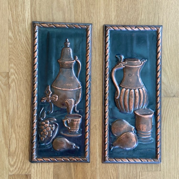 Vintage Pair of Copper and Black Walk Decor - Picture 2 of 15